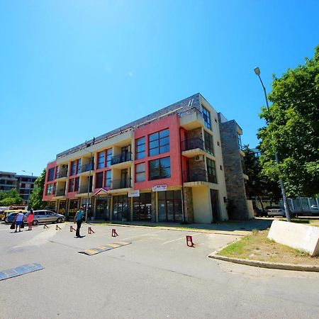 Menada Crystal Park Apartments ساني بيتش المظهر الخارجي الصورة