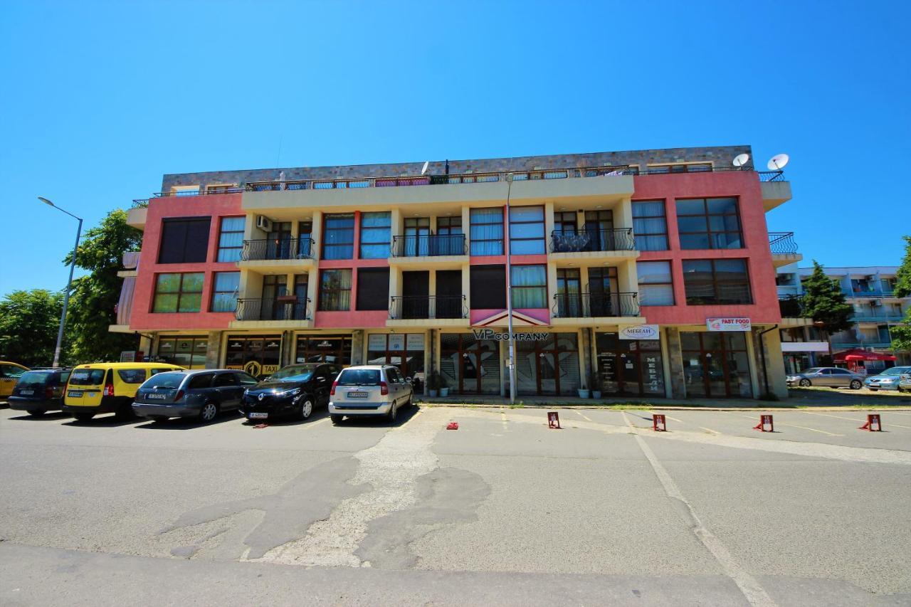Menada Crystal Park Apartments ساني بيتش المظهر الخارجي الصورة